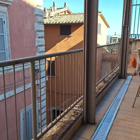 Bartolo White Apartment *