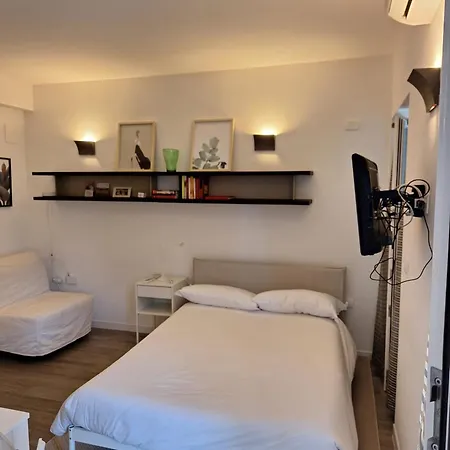 Apartment Bartolo White *