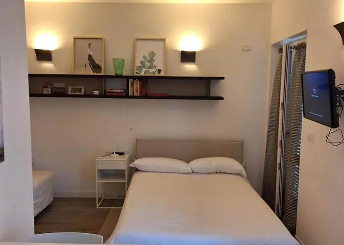 Apartment Bartolo White *